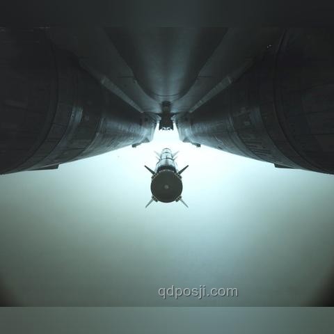 “枭龙”战机最新型号引领未来空战趋势